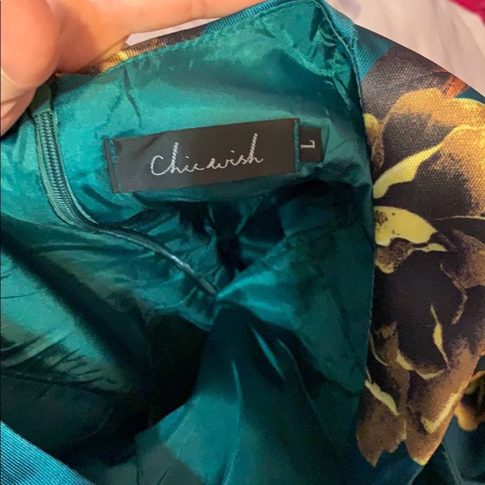 Chicwish floral dress - Picture 3 of 3